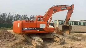 Buy Doosan DH225-7 Used Excavator / 2 Buy Doosan DH225-7 Used Excavator / 2