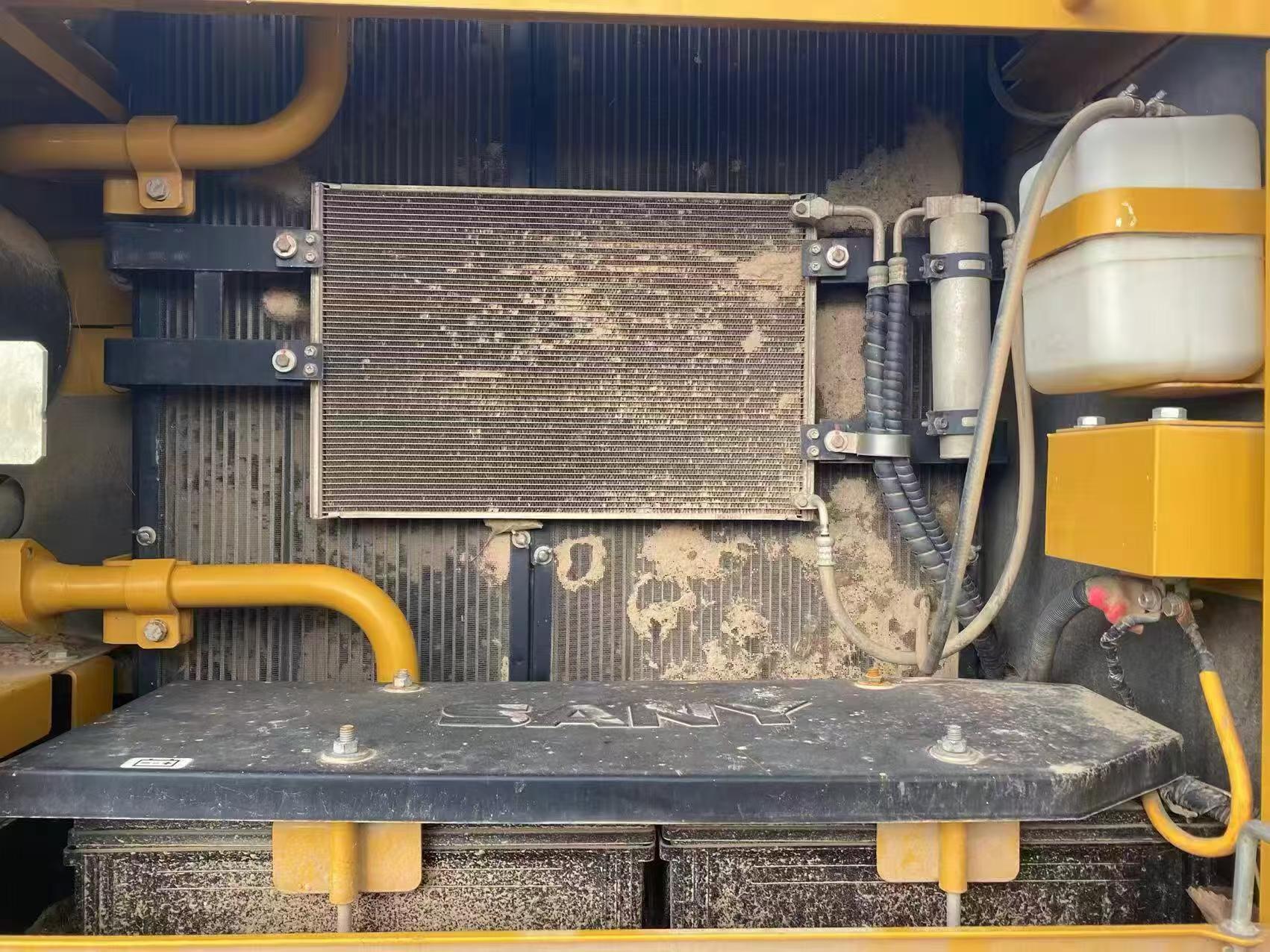 Buy Sany SY205C Used Excavator / 8 Buy Sany SY205C Used Excavator / 8