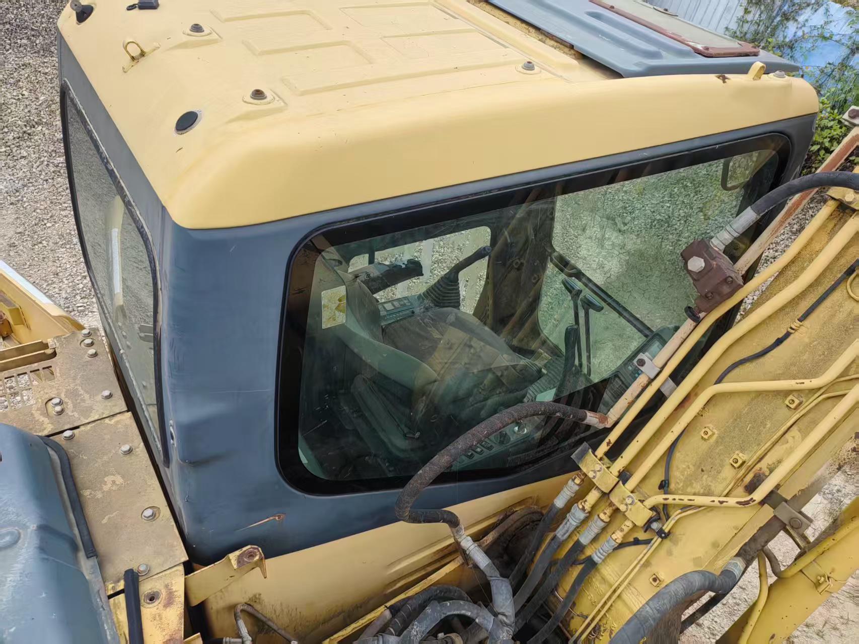 Buy Komatsu PC130-7 Used Excavator / 8 Buy Komatsu PC130-7 Used Excavator / 8