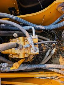 Buy Caterpillar 320D Used Excavator / 8 Buy Caterpillar 320D Used Excavator / 8