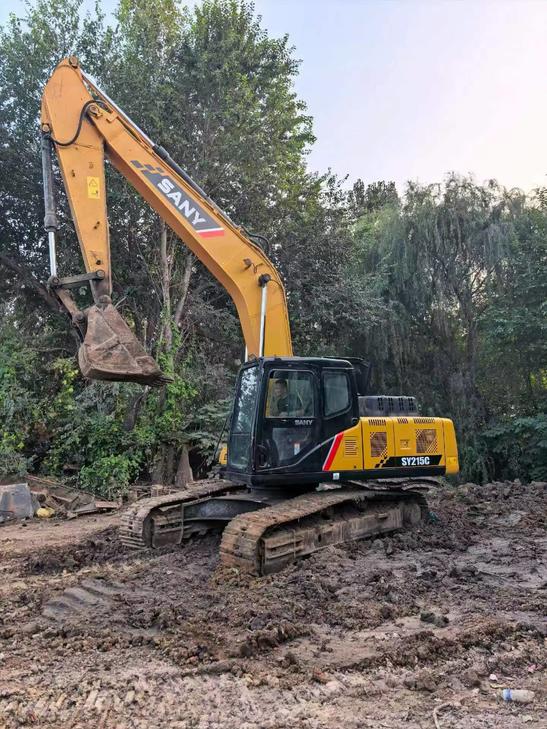 Buy Sany SY215C-8 Used Excavator / 1