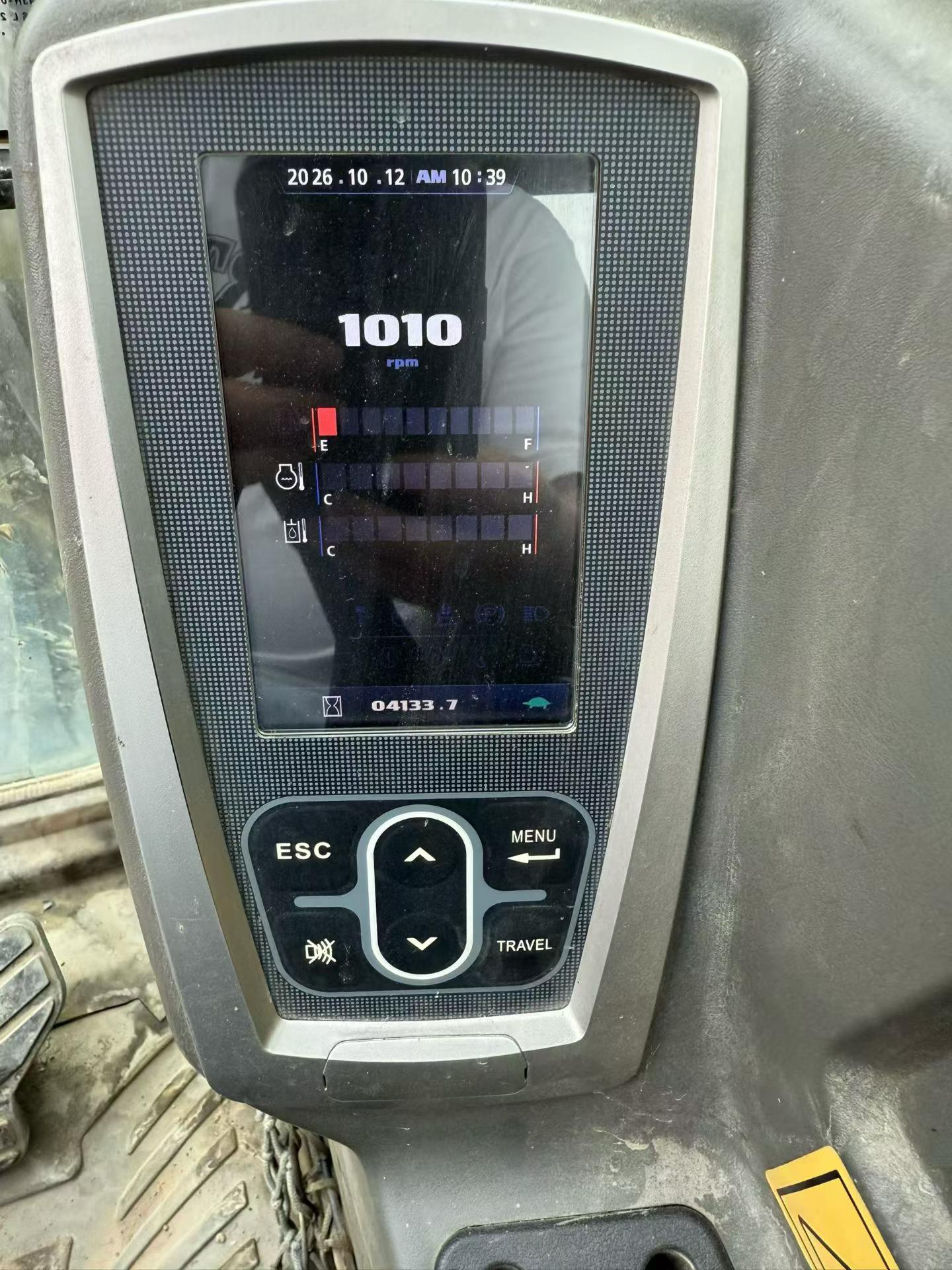 Buy Hyundai HX60 Used Excavator / 6 Buy Hyundai HX60 Used Excavator / 6