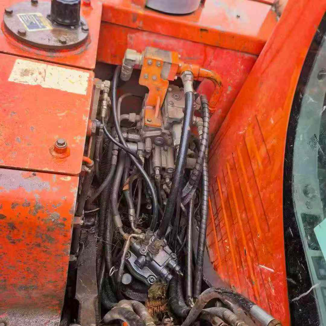 Buy Doosan DX80 Used Excavator / 1