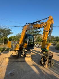 Buy XCMG XE80 Used Excavator / 2 Buy XCMG XE80 Used Excavator / 2