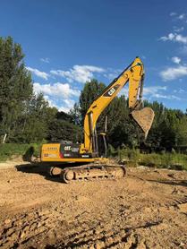 Buy Caterpillar 324D Used Excavator / 2 Buy Caterpillar 324D Used Excavator / 2