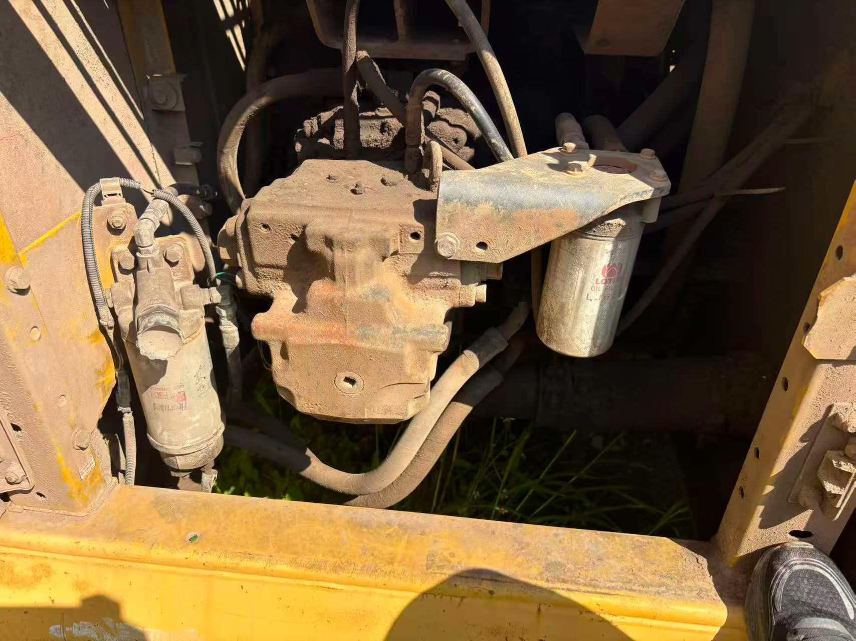 Buy Komatsu PC240-6 Used Excavator / 2