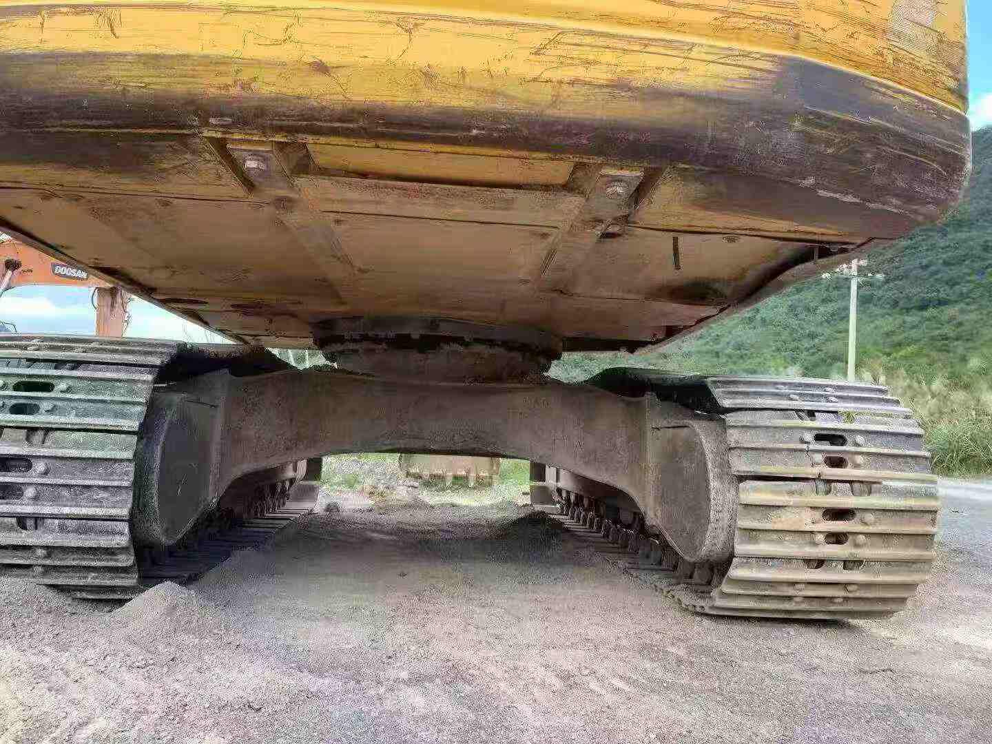 Buy Komatsu PC200 Used Excavator / 3 Buy Komatsu PC200 Used Excavator / 3