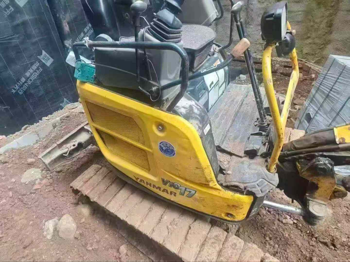 Buy Yanmar Vio17 Used Excavator / 2