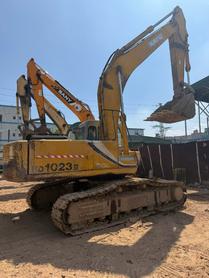 Buy Kato Used Excavator / 3 Buy Kato Used Excavator / 3