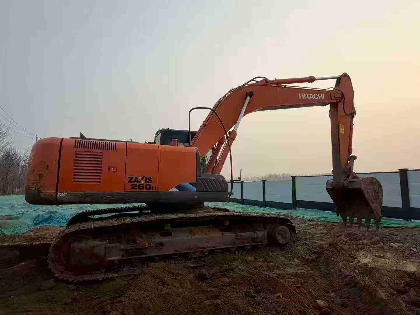 Buy Hitachi ZX260-3G Used Excavator / 3 Buy Hitachi ZX260-3G Used Excavator / 3