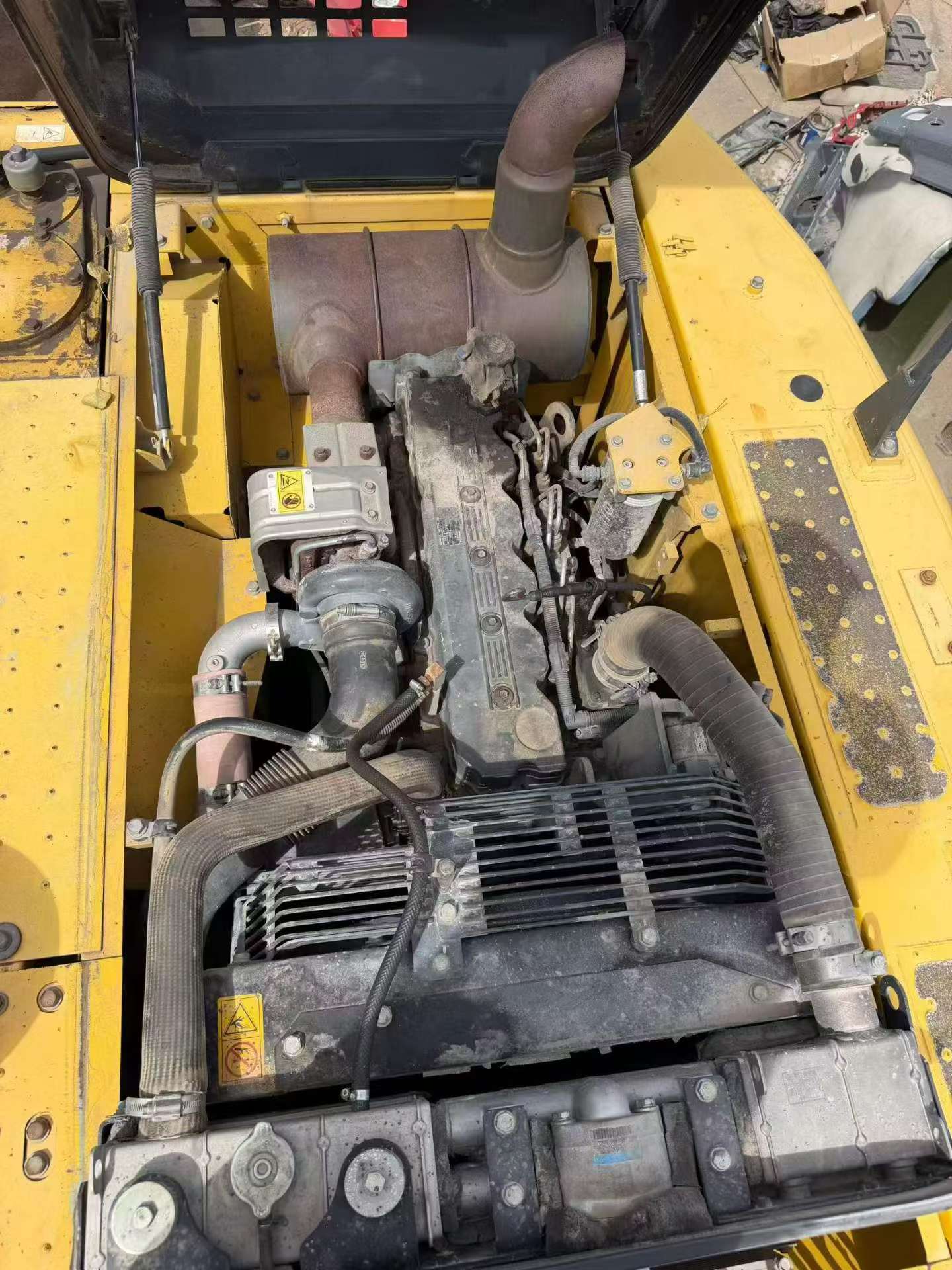 Buy Komatsu PC200 Used Excavator / 7
