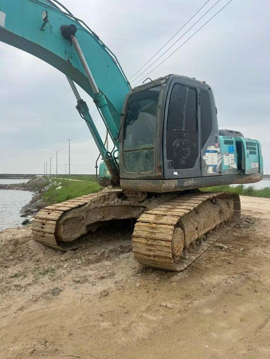 Buy Kobelco SK2008 Used Excavator / 1