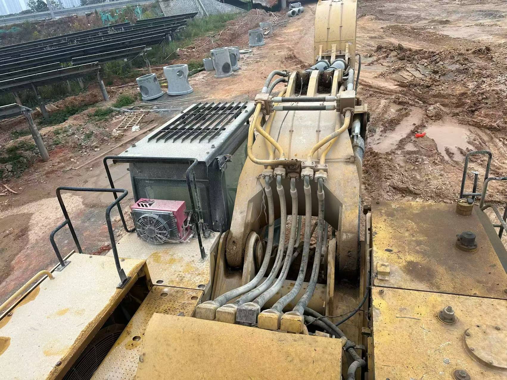 Acheter Pelle Caterpillar 390DL d'occasion / 6