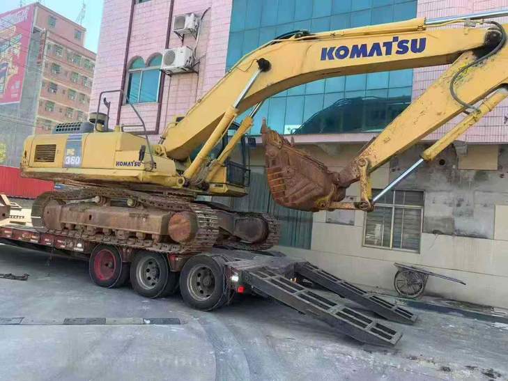 Buy Komatsu PC360-7 Used Excavator / 1