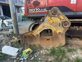 Buy Doosan S300 Used Excavator / 6 Buy Doosan S300 Used Excavator / 6