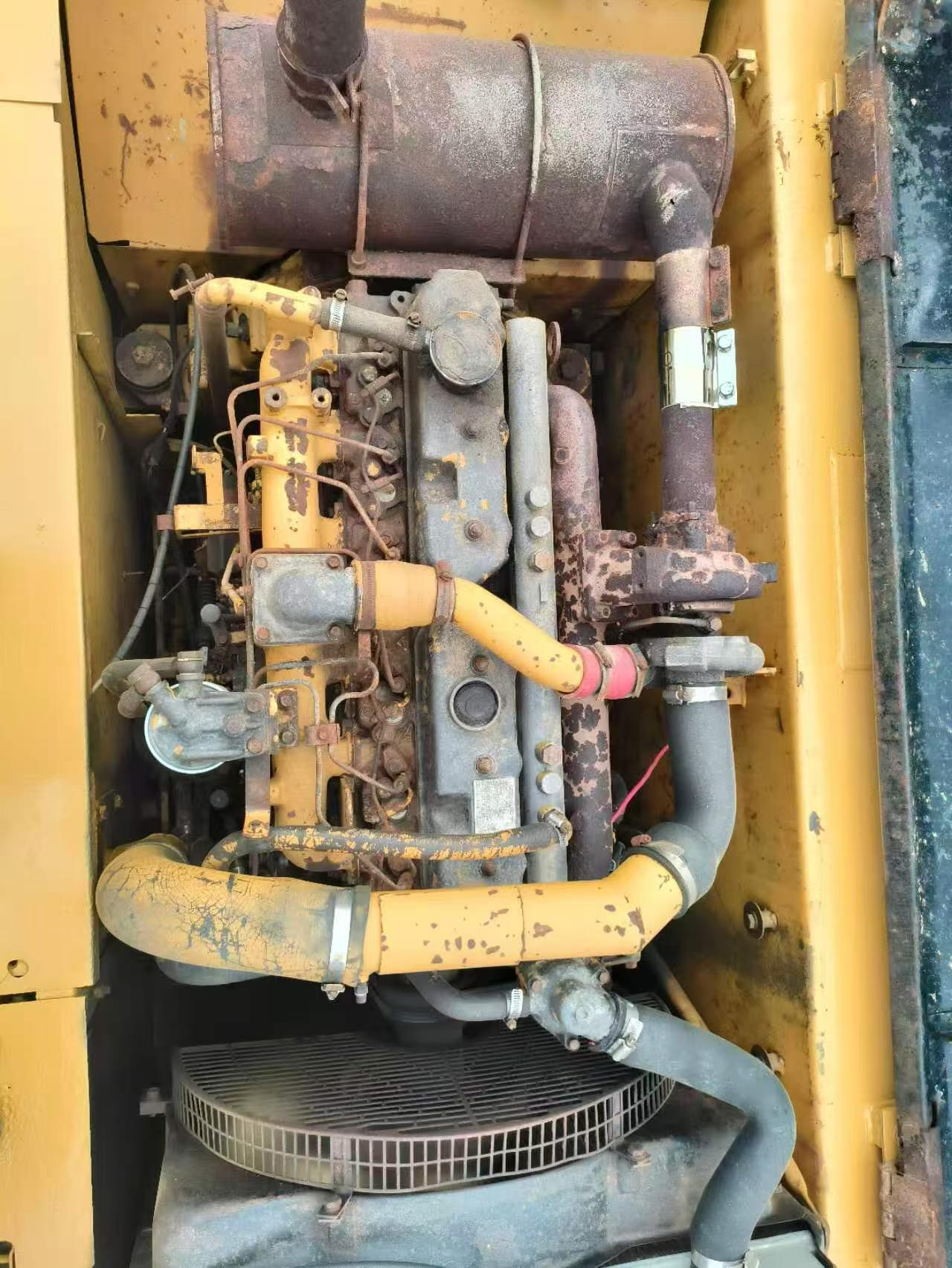 Buy Caterpillar 320V2 Used Excavator / 5 Buy Caterpillar 320V2 Used Excavator / 5