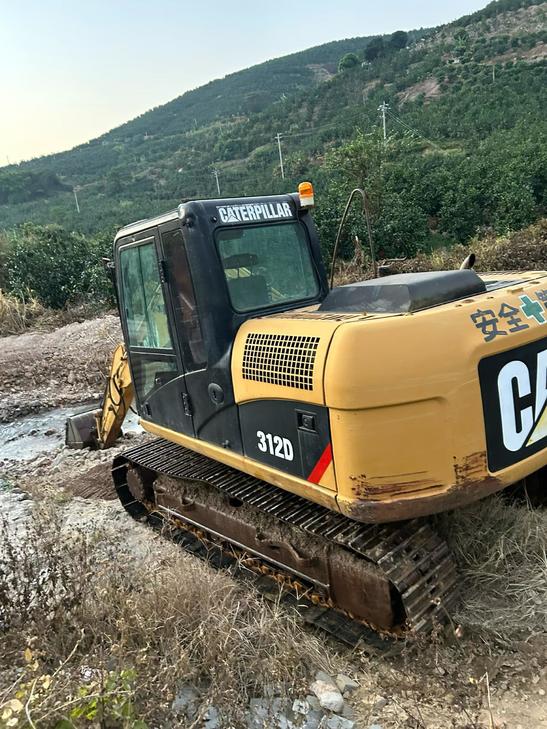 Buy Caterpillar 312D Used Excavator / 1