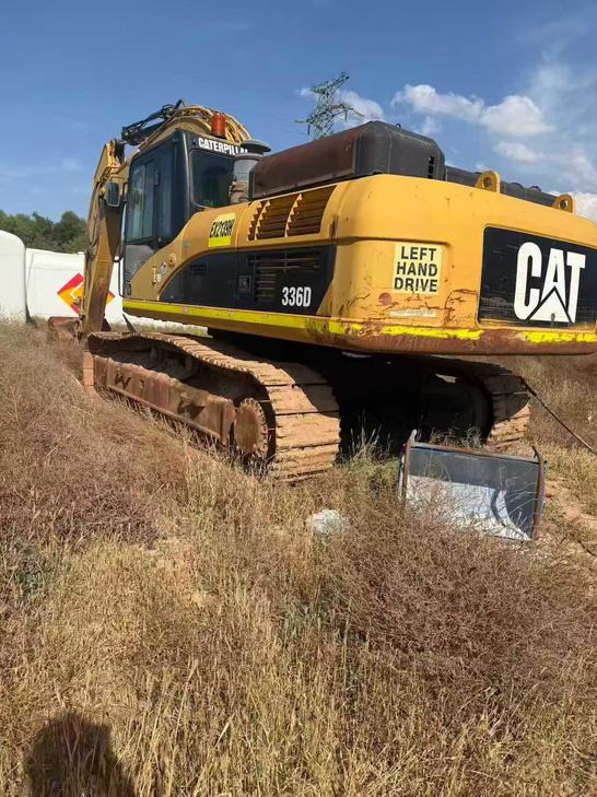 Buy Caterpillar 336DL Used Excavator / 1