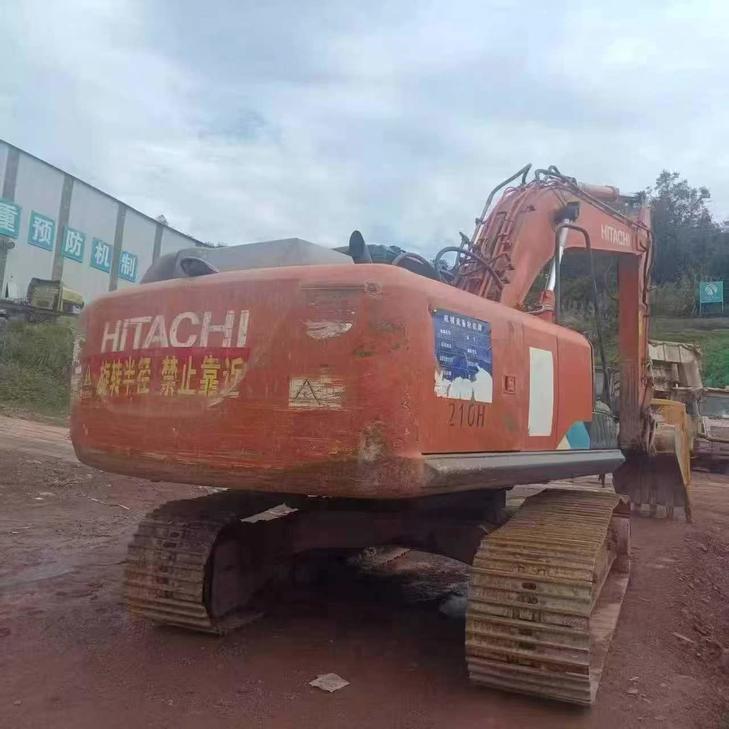 Buy Hitachi EX210 Used Excavator / 1
