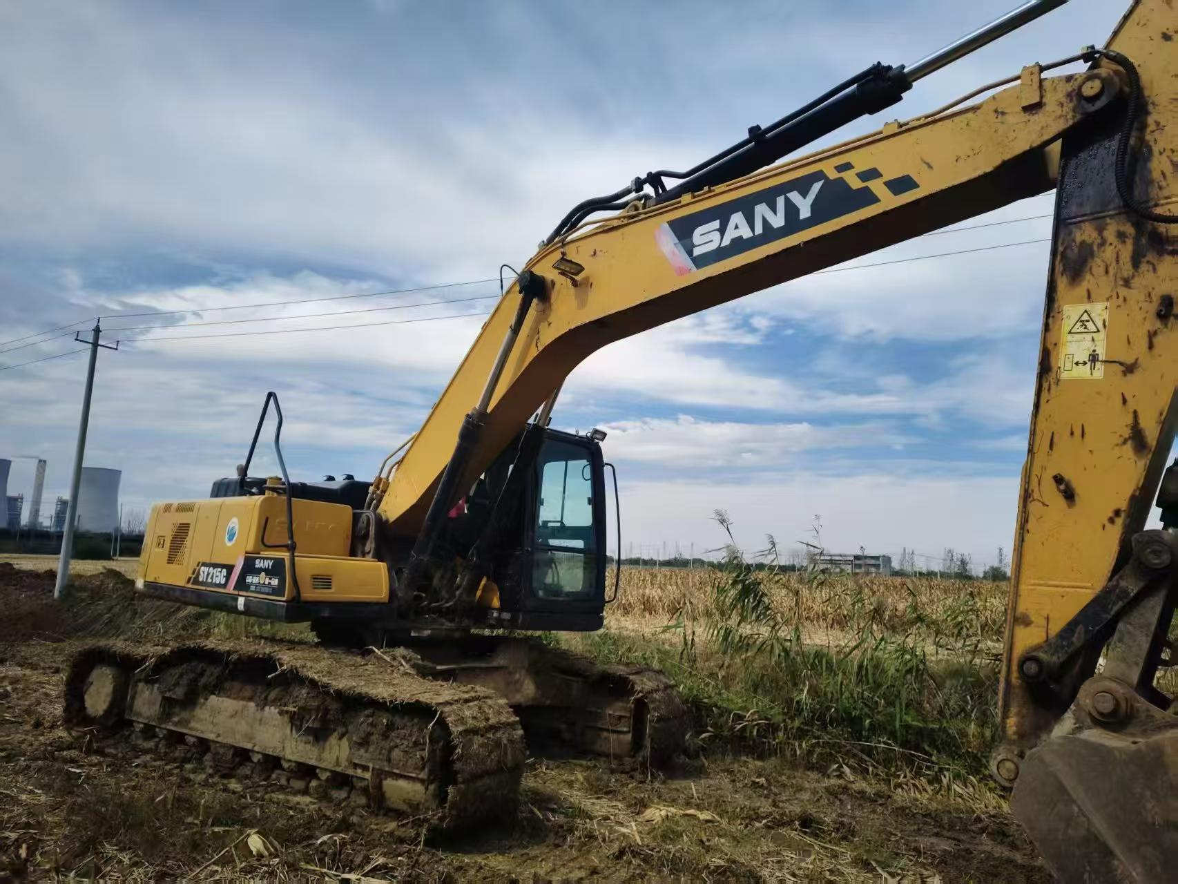 Buy Sany SY215C-8 Used Excavator / 2 Buy Sany SY215C-8 Used Excavator / 2