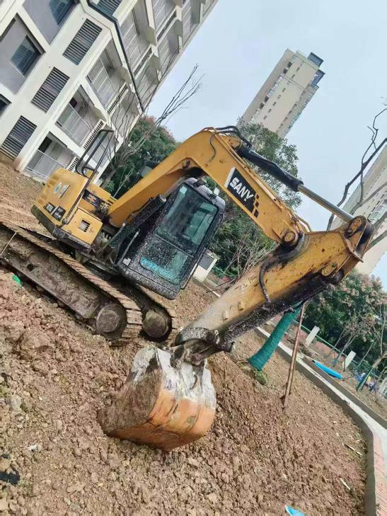 Buy Sany SY75 Used Excavator / 1