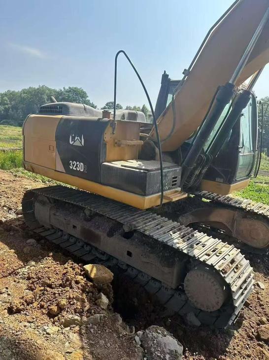 Buy Caterpillar 320D Used Excavator / 1