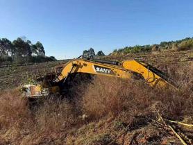 Buy Sany SY225C Used Excavator / 4 Buy Sany SY225C Used Excavator / 4