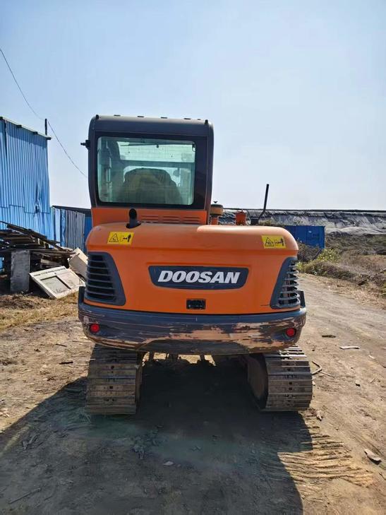 Buy Doosan DH55 Used Excavator / 1