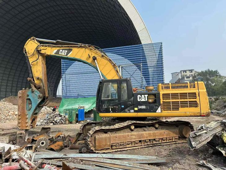 Buy Caterpillar 349E Used Excavator / 1
