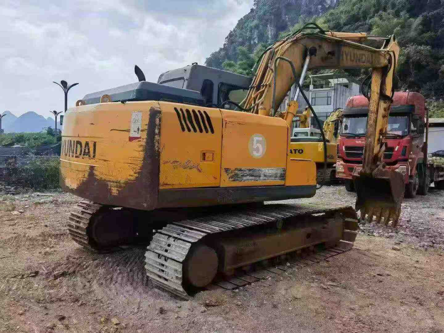 Buy Hyundai R150-7 Used Excavator / 1