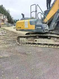 Buy XCMG XE200 Used Excavator / 4 Buy XCMG XE200 Used Excavator / 4