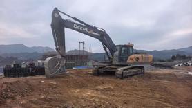 Buy JohnDeere E360 Used Excavator / 2 Buy JohnDeere E360 Used Excavator / 2