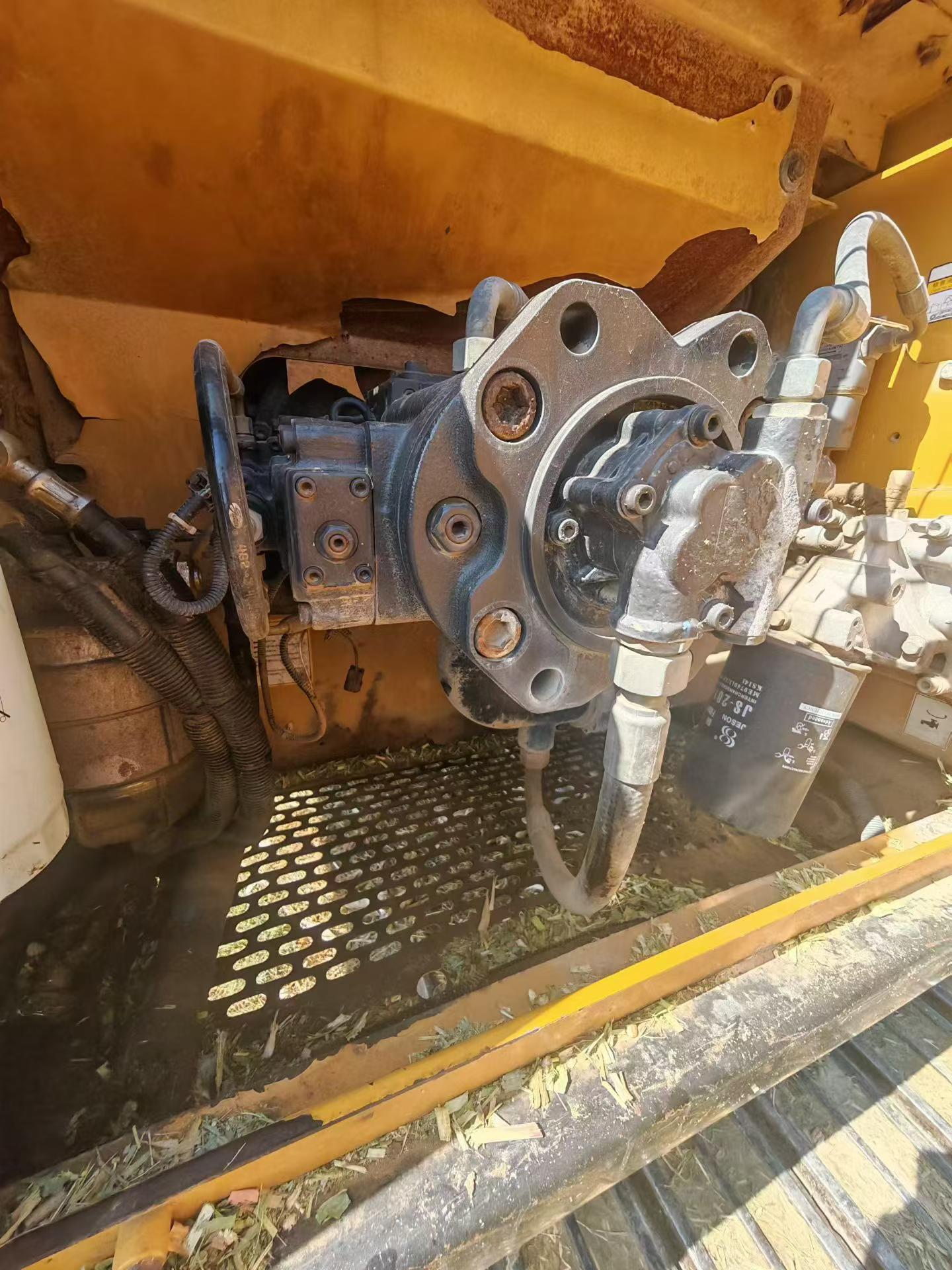 Buy Sany SY200C Used Excavator / 9