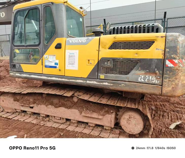 Buy Volvo EC210B Used Excavator / 1