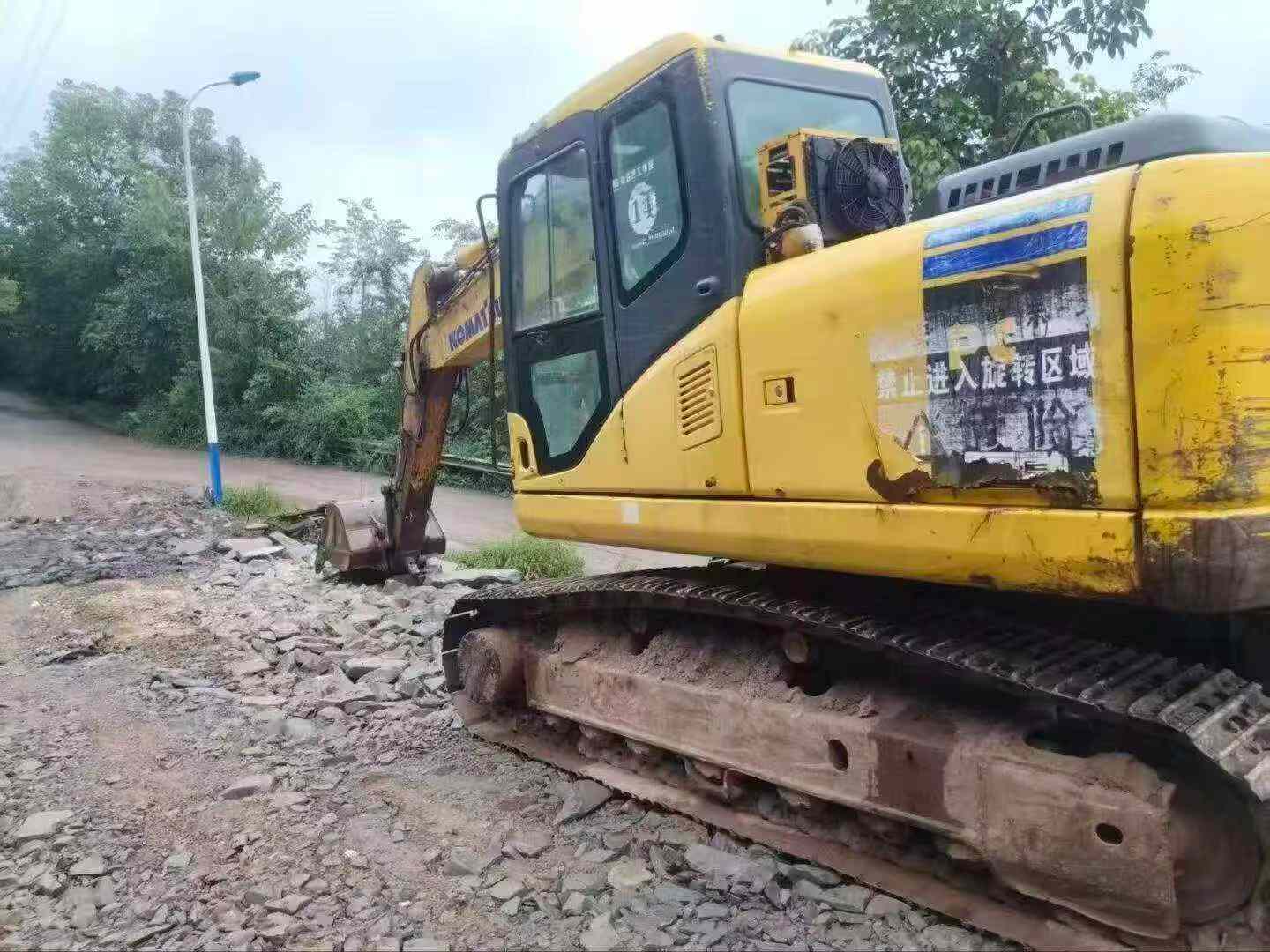 Buy Komatsu PC160-6 Used Excavator / 1