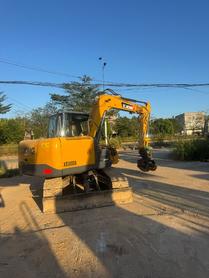 Buy XCMG XE80 Used Excavator / 7 Buy XCMG XE80 Used Excavator / 7