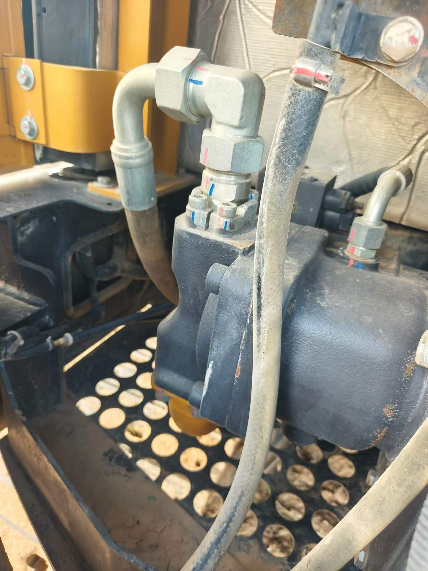 Buy Sany SY60 Used Excavator / 7 Buy Sany SY60 Used Excavator / 7