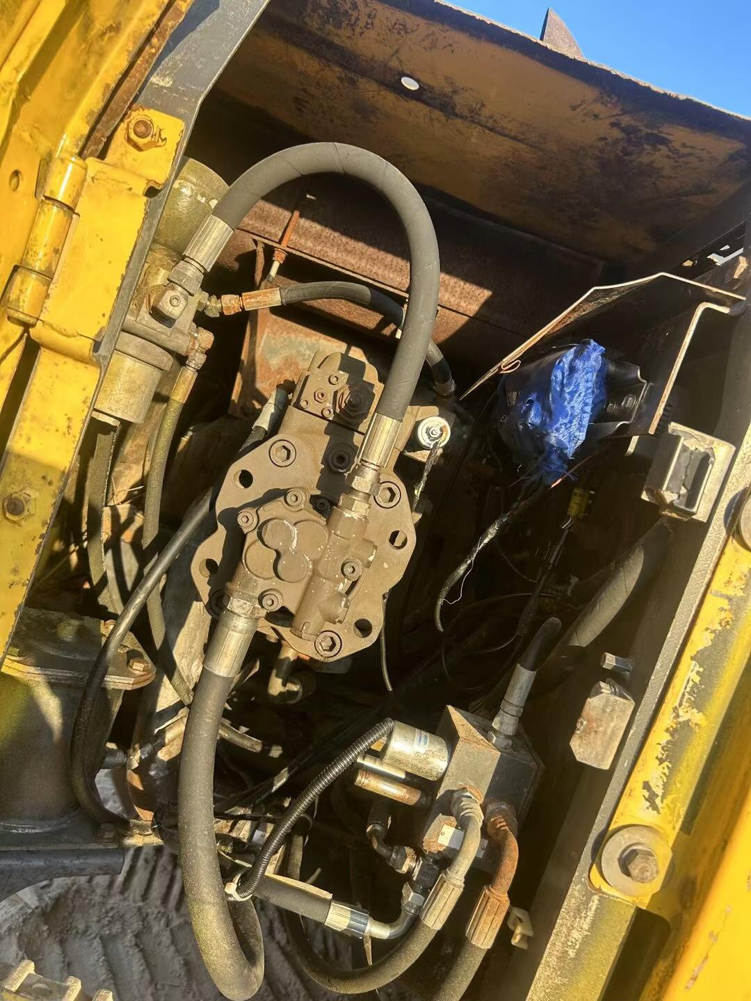 Buy Sumitomo SH120 Used Excavator / 7 Buy Sumitomo SH120 Used Excavator / 7