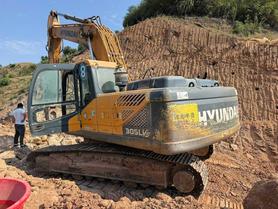 Buy Hyundai R275LVS Used Excavator / 5 Buy Hyundai R275LVS Used Excavator / 5