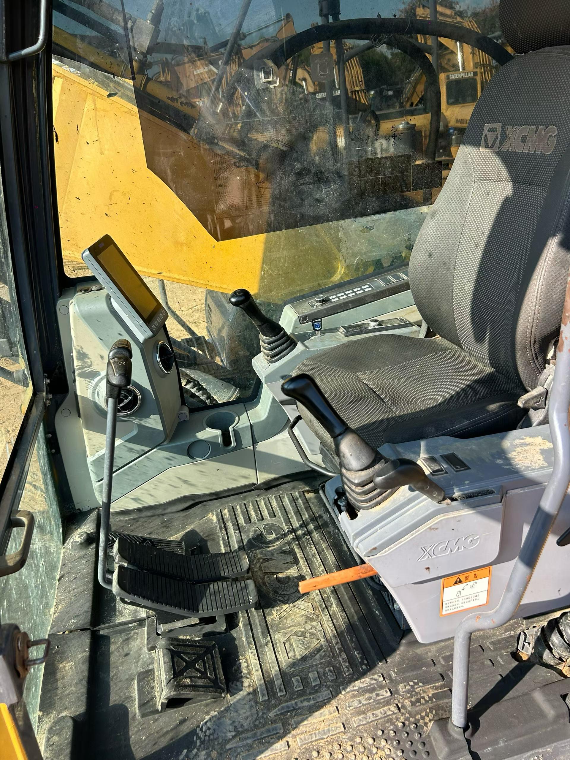 Buy XCMG XE200 Used Excavator / 2 Buy XCMG XE200 Used Excavator / 2