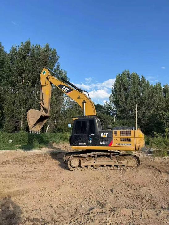 Buy Caterpillar 324D Used Excavator / 1