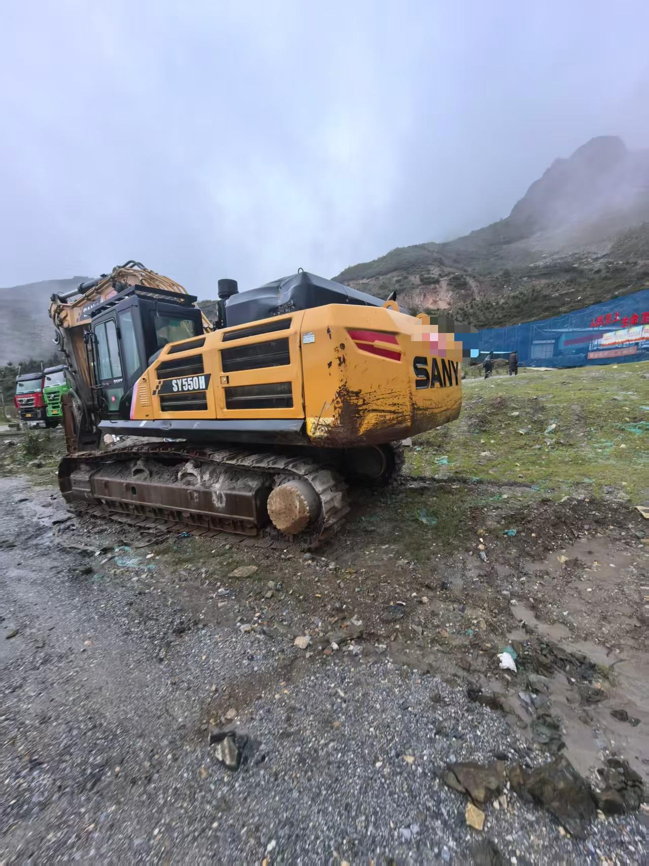 Buy Sany SY550H Used Excavator / 3 Buy Sany SY550H Used Excavator / 3