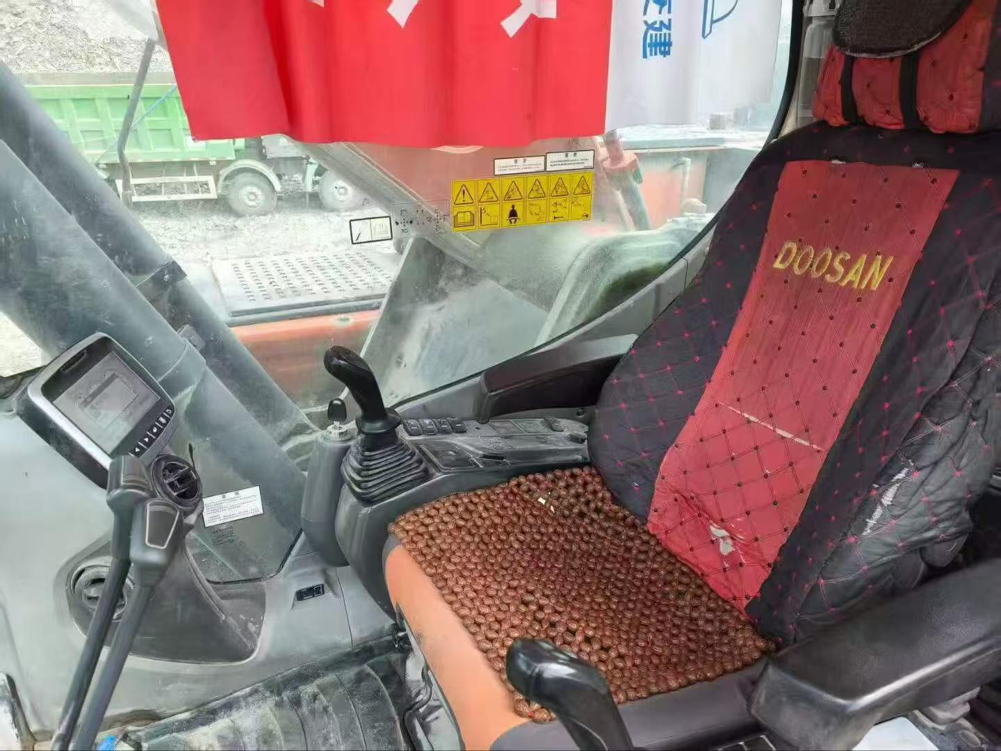 شراء حفارة Doosan DX380 مستعملة / 6