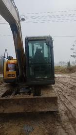 Buy XCMG XE75C Used Excavator / 4 Buy XCMG XE75C Used Excavator / 4