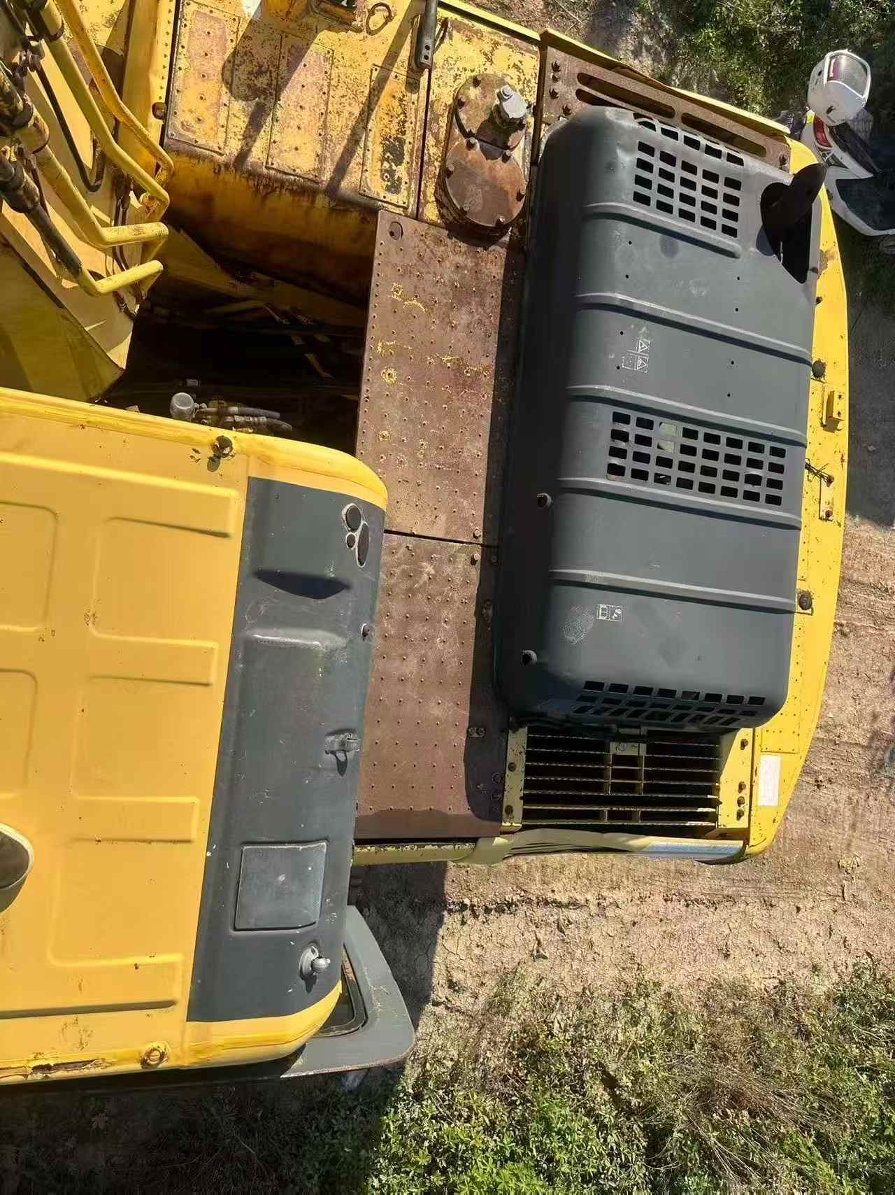 Buy Komatsu PC210-8 Used Excavator / 3