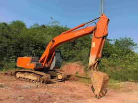Buy Hitachi ZX200-6 Used Excavator / 3 Buy Hitachi ZX200-6 Used Excavator / 3