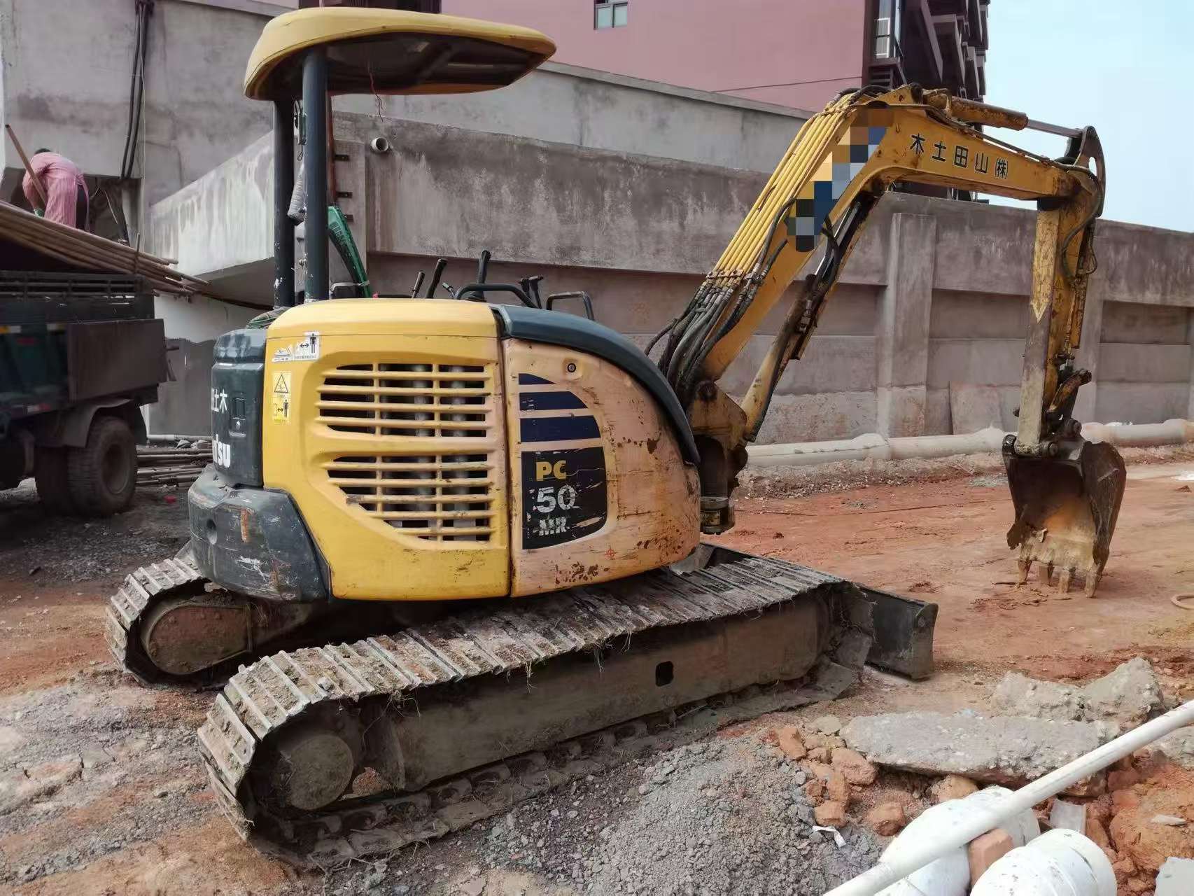 Buy Komatsu PC40-2 Used Excavator / 2