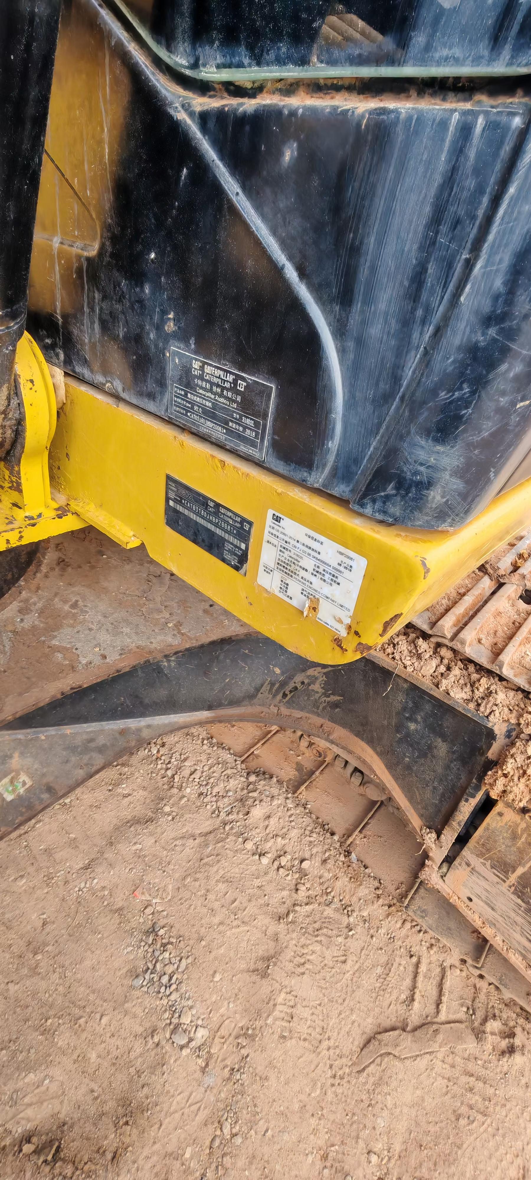 Buy Caterpillar M318 Used Excavator / 8