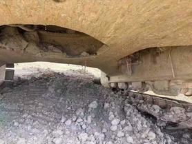 Buy Hyundai R215-7 Used Excavator / 9 Buy Hyundai R215-7 Used Excavator / 9