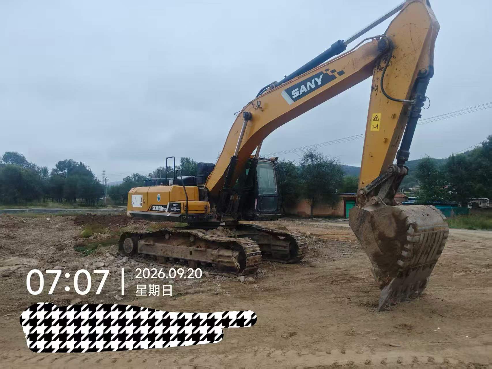 Buy Sany SY305C Used Excavator / 2